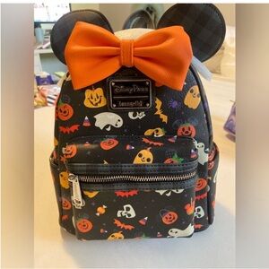 Loungefly Disney park’s‎ Halloween backpack